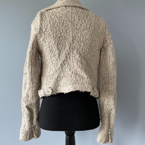 Elevenses Creme Boucle Jacket - Picture 2 of 4